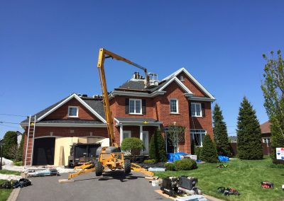 Toiture en bardeau d'asphalte réalisé à Montreal / Entrepreneur Réparation Toiture Montreal